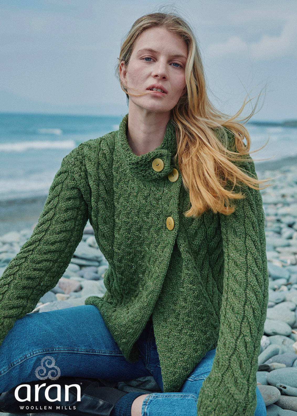 Aran 3 Buttons Trellis Cardigan | Green