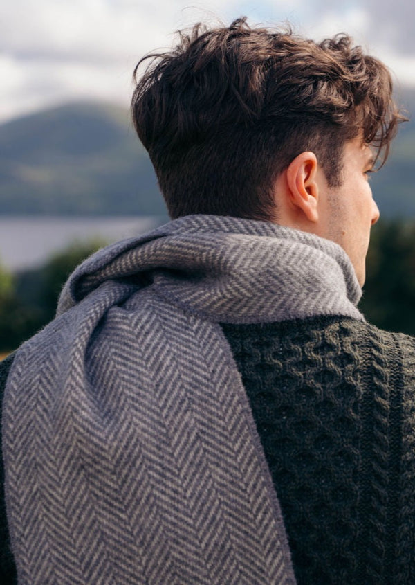 Cashmere Merino Scarf | Grey Herringbone