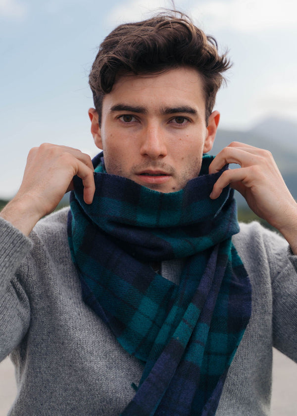 John Hanly Lambswool Scarf | Navy Green Mix