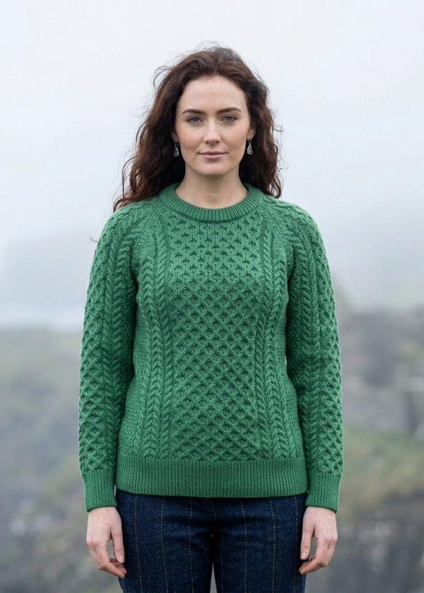 Ladies Slim-Fit Aran Sweater in Green | 100% Merino Wool