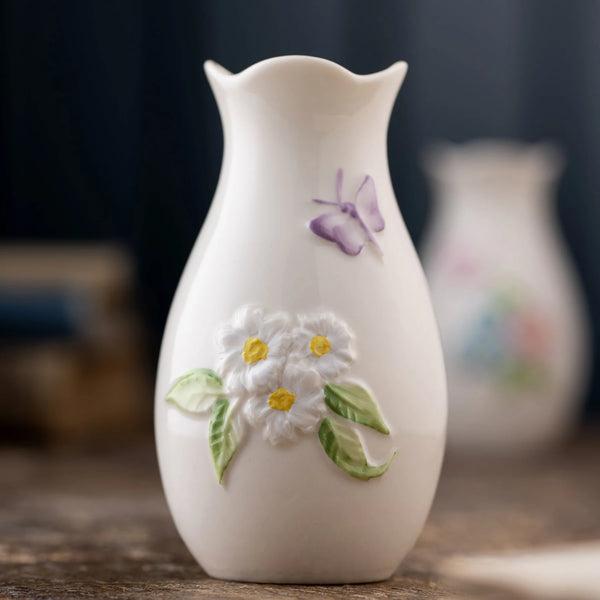 Belleek Classic Daisy Mini Vase