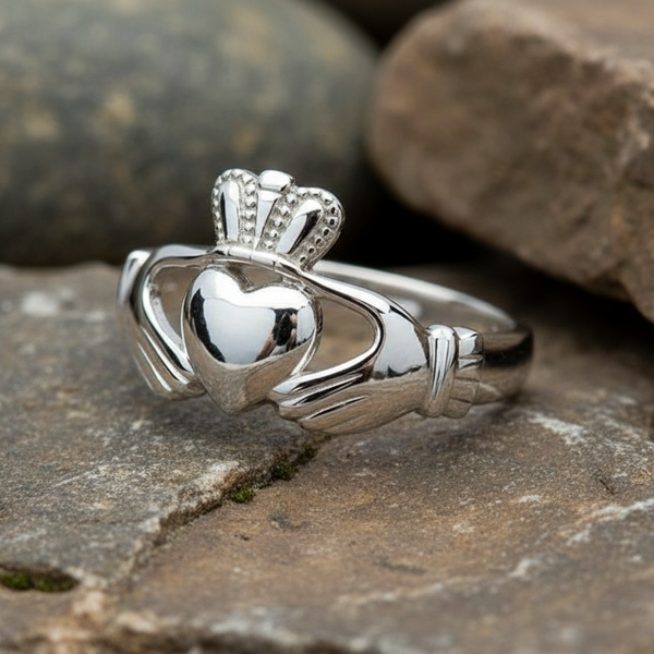 Sterling Silver Claddagh Ring