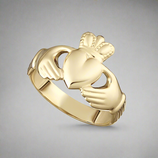 14K Gold Claddagh Ring