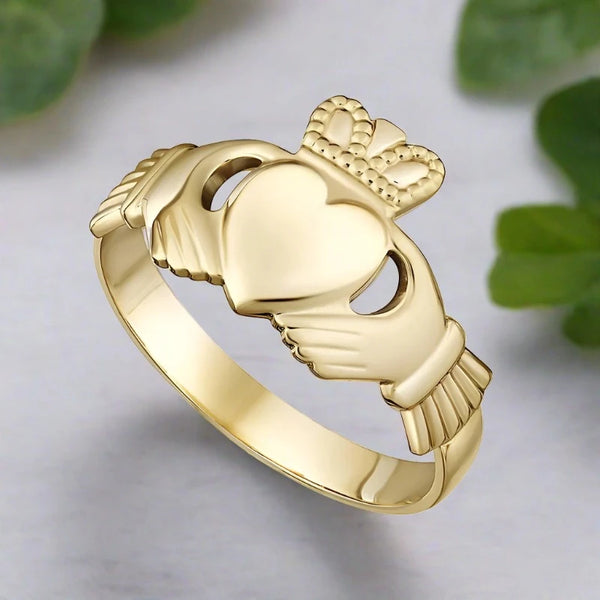 10K Gold Gents Claddagh Ring