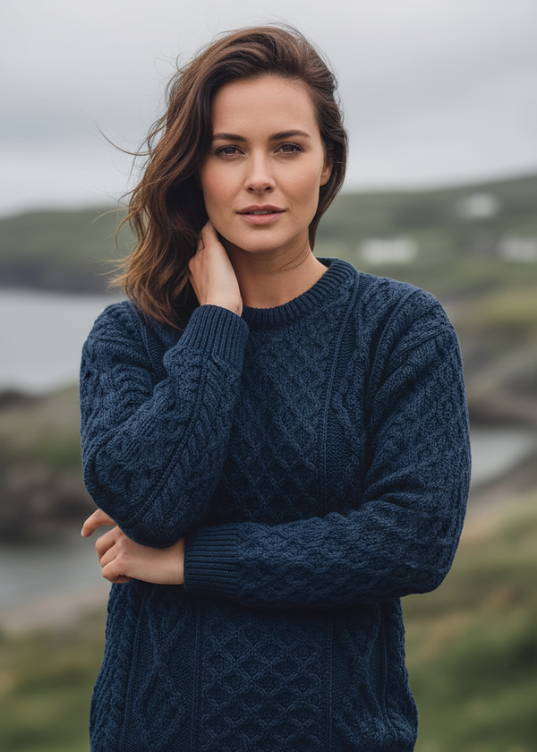 Unisex Aran Wool Sweater | Traditional Irish Knitwear | Navy & Green
