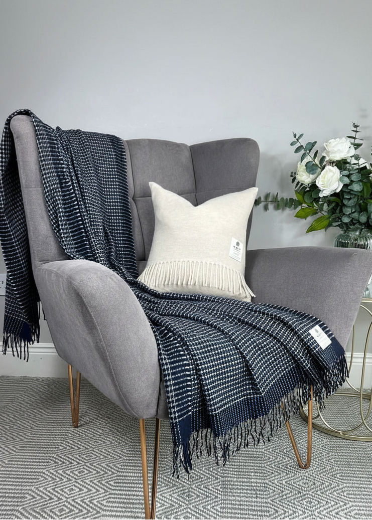 Mcnutt Cashmere Merino Throw | Alpine Navy