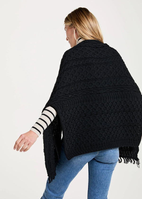 Aran Pocket Shawl | Black