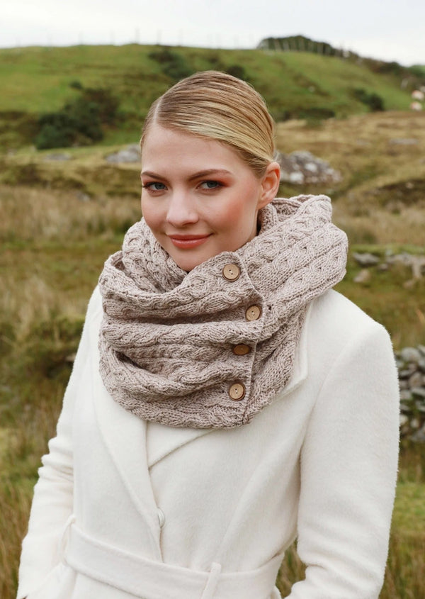 Aran Buttoned Snood