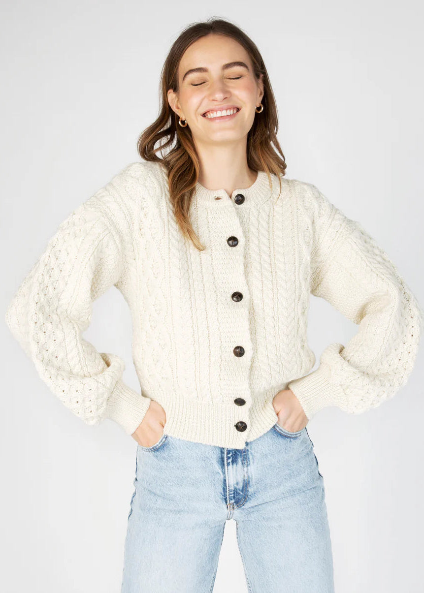 IrelandsEye Clover Cropped Aran Cardigan | Natural