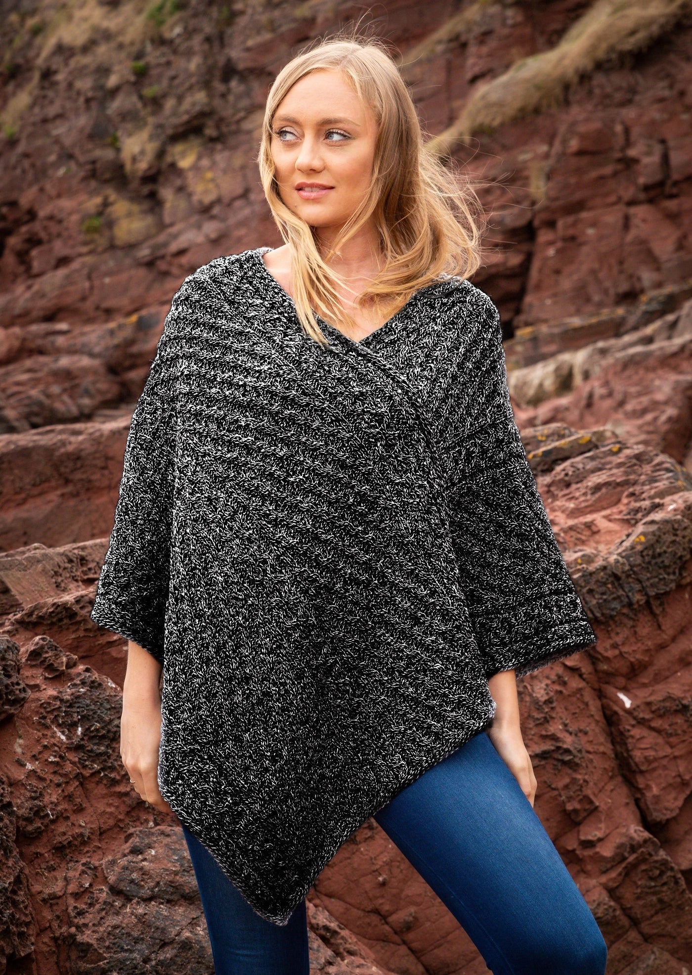 Aran Merino Wool V Poncho - Slate