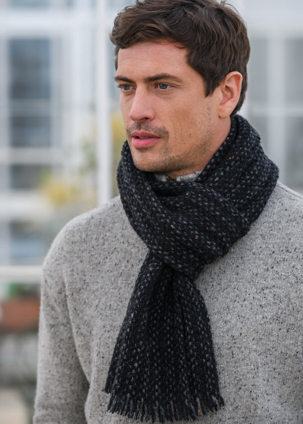 Mucros Atlantic Scarf | Black Fleck