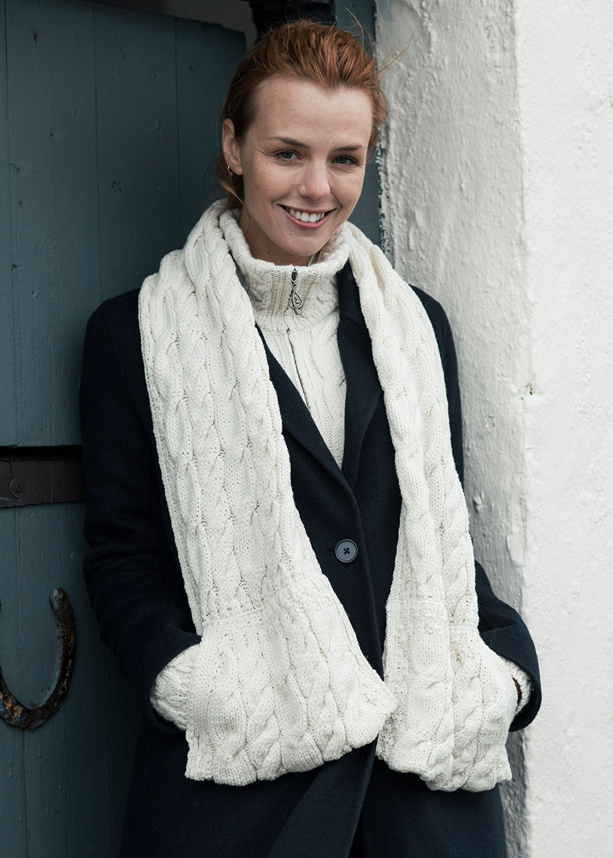 Aran Merino Wool Pocket Scarf - Natural