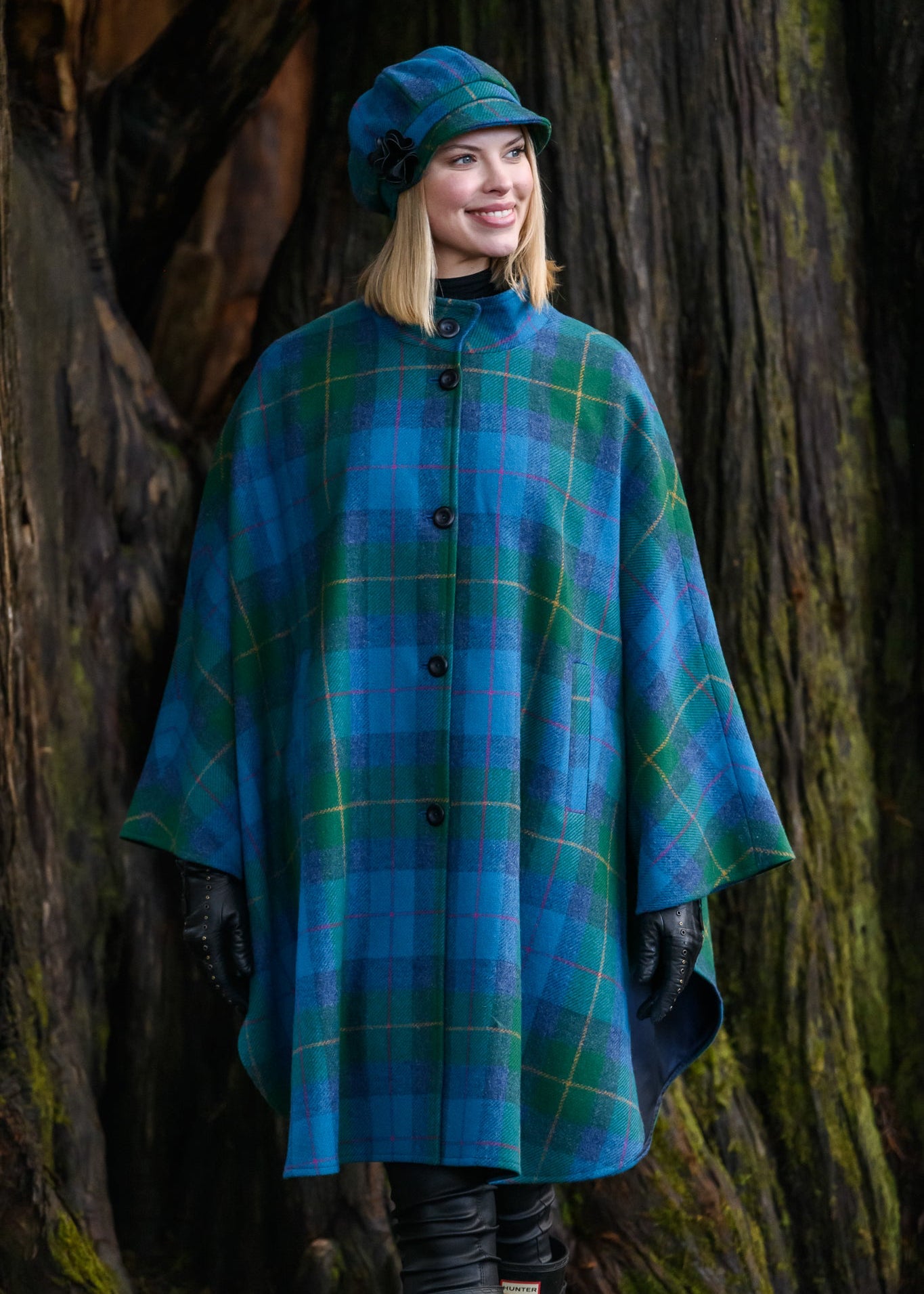 Mucros Dunloe Cape | Premium Wool Tweed | Green Blue Check