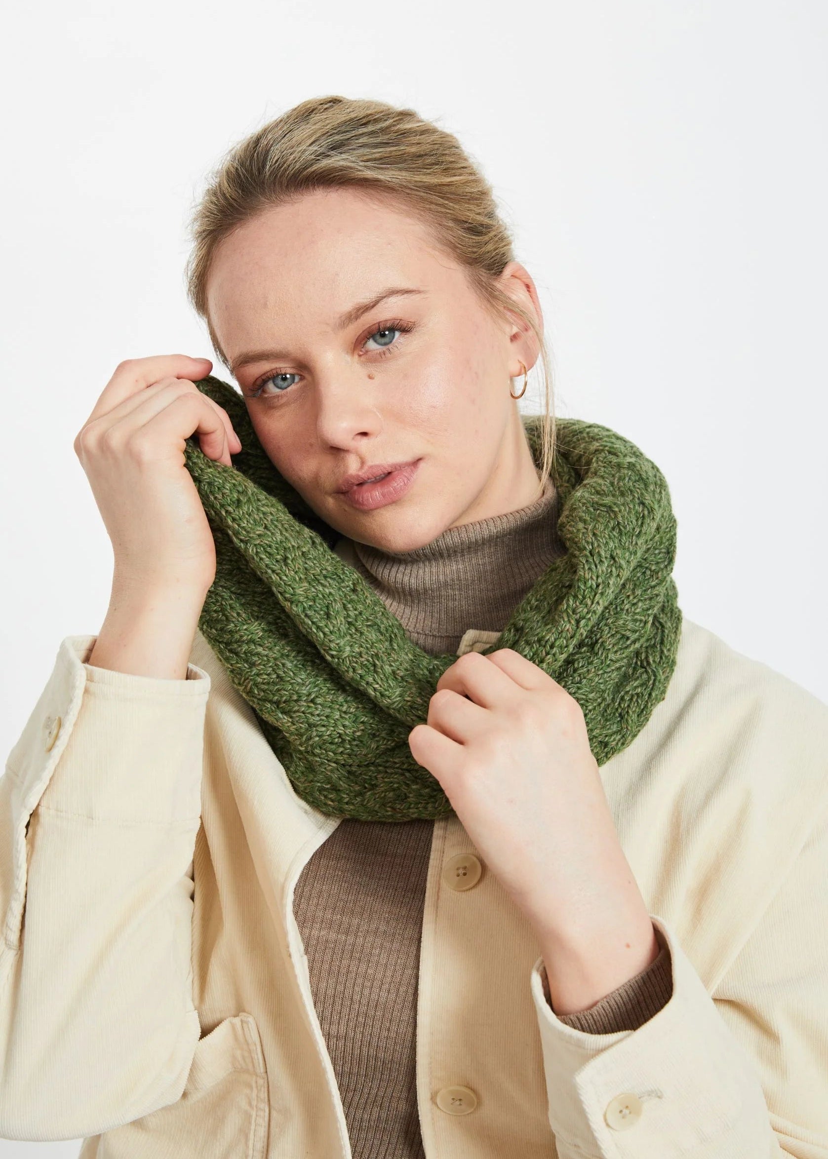 Aran Infinity Cable Scarf - 100% Supersoft Merino Wool