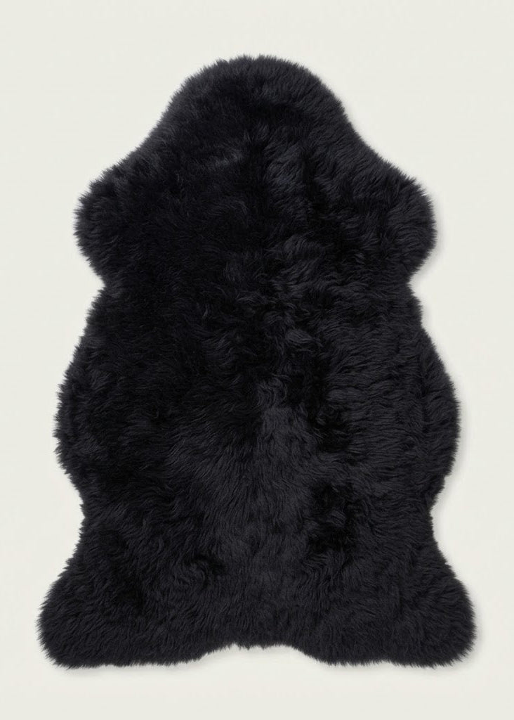 Black Sheepskin Rug