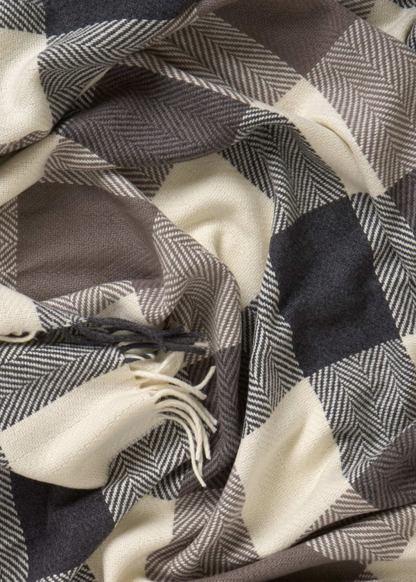 Foxford Cashmere Lambswool Caelan Throw | Taupe Grey Block