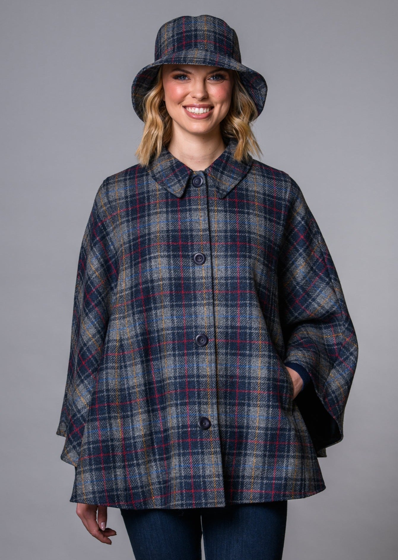 Mucros Country Cape | Charcoal Check
