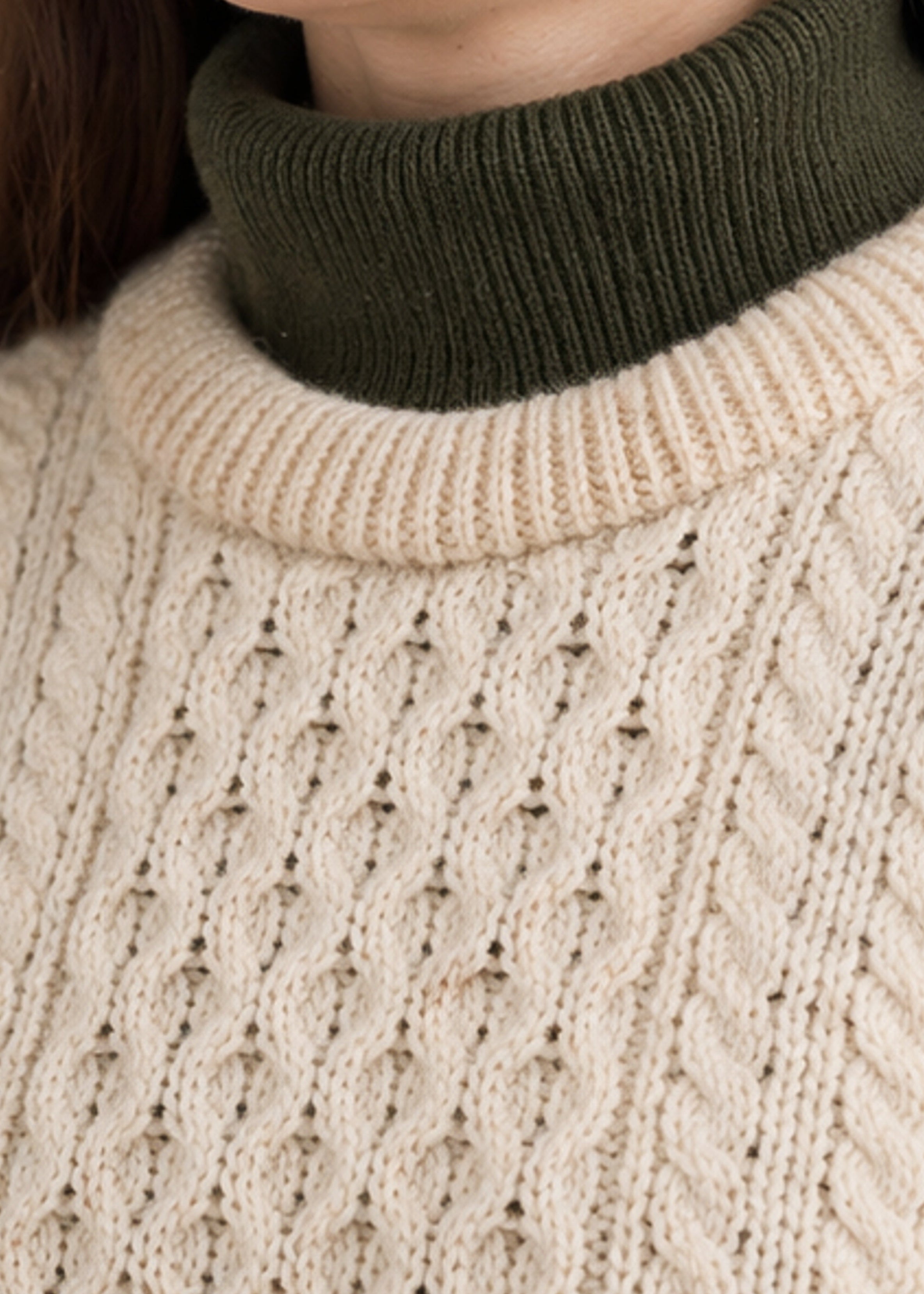 Inis Mor Unisex Aran Sweater - Traditional Irish Cable Knit