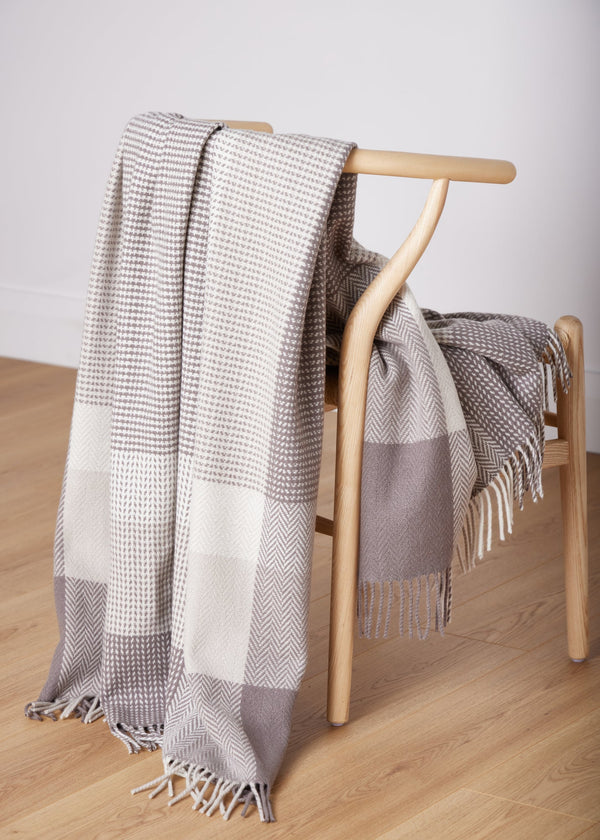 Foxford Dún Briste Cashmere and Lambswool Throw