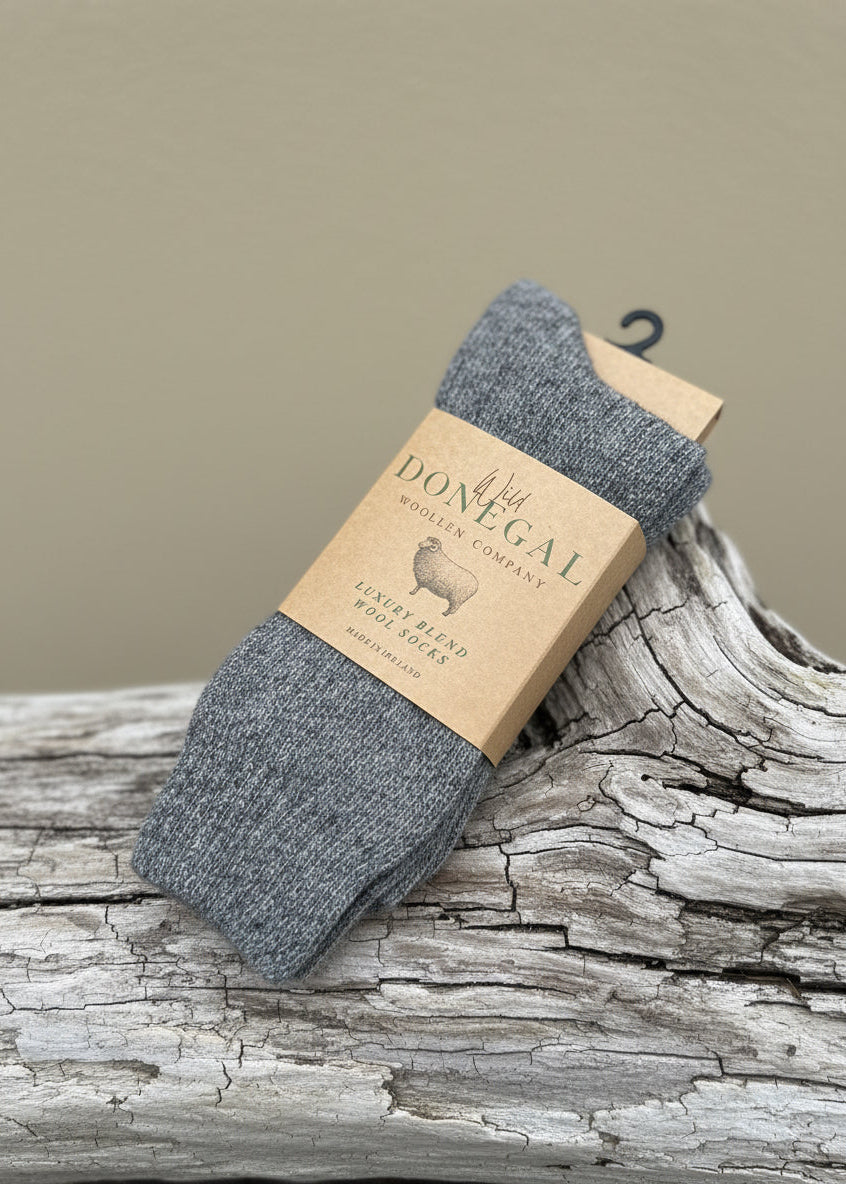 Men's Donegal Silk Wool Socks | Silver Grey
