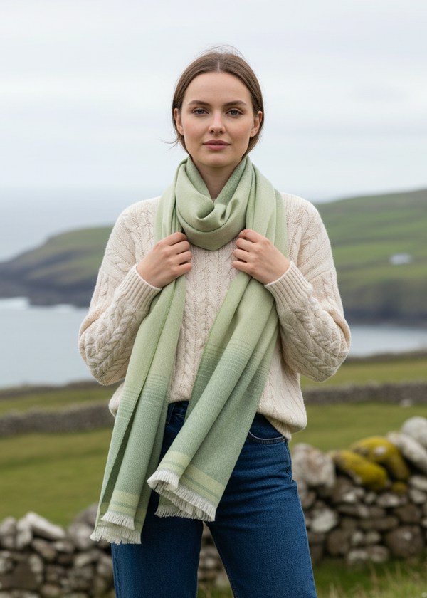 Écharpe en mérinos géant Foxford | Vert couverture