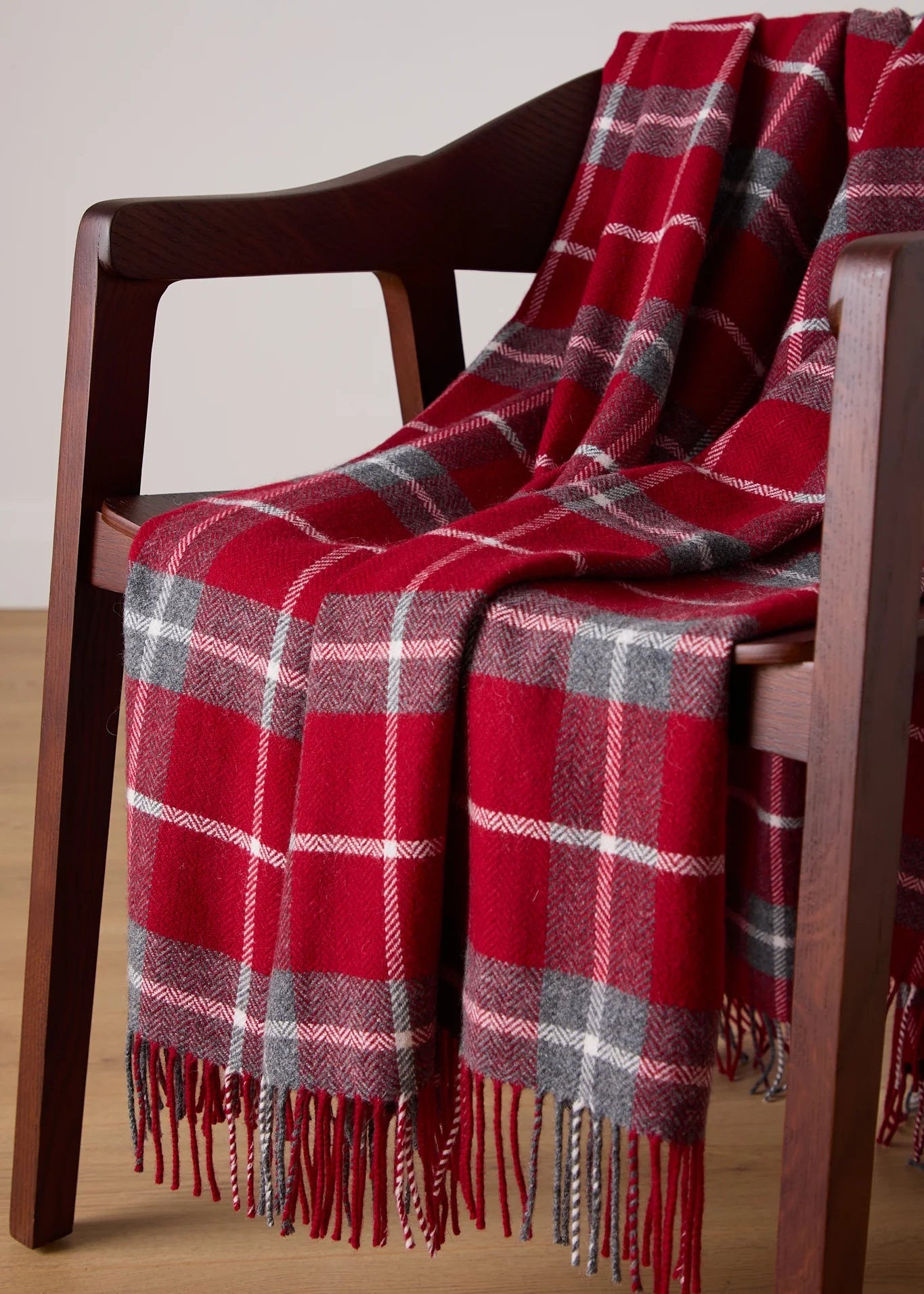 Foxford Lambswool Throw | Ashford Grey Check