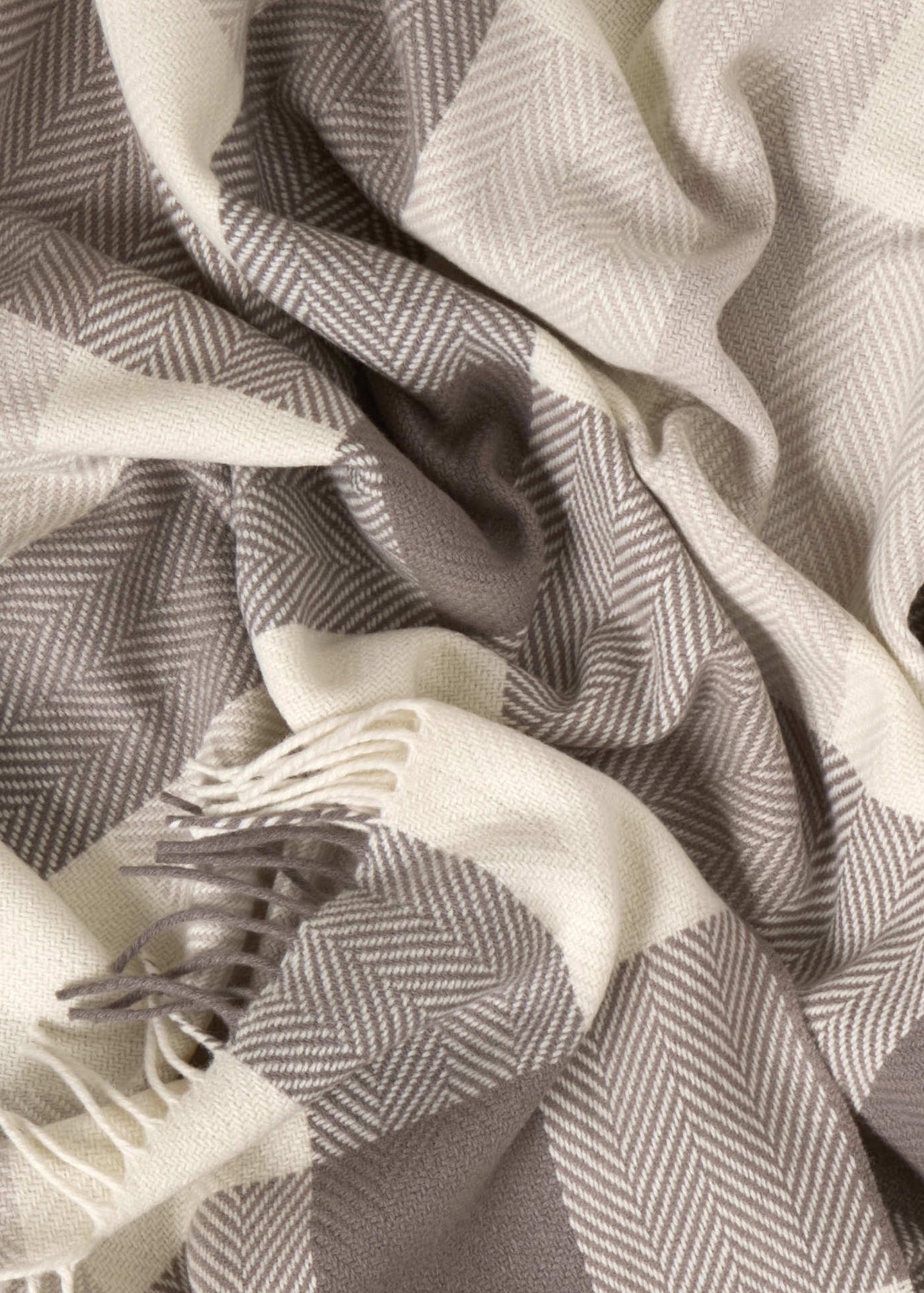 Foxford Cashmere Lambswool Finn Throw | Taupe Block