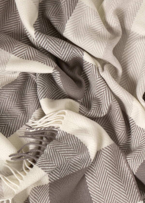 Foxford Cashmere Lambswool Finn Throw | Taupe Block