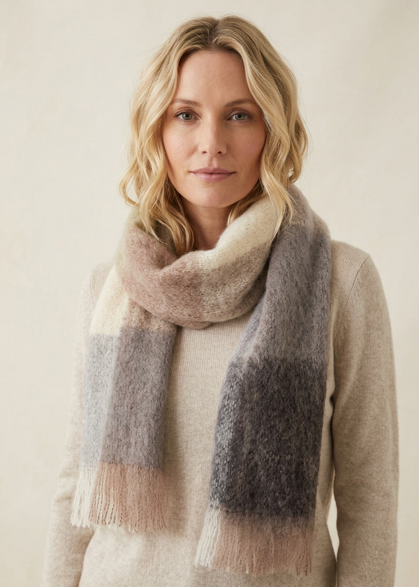Foxford Giant Mohair Scarf | White taupe