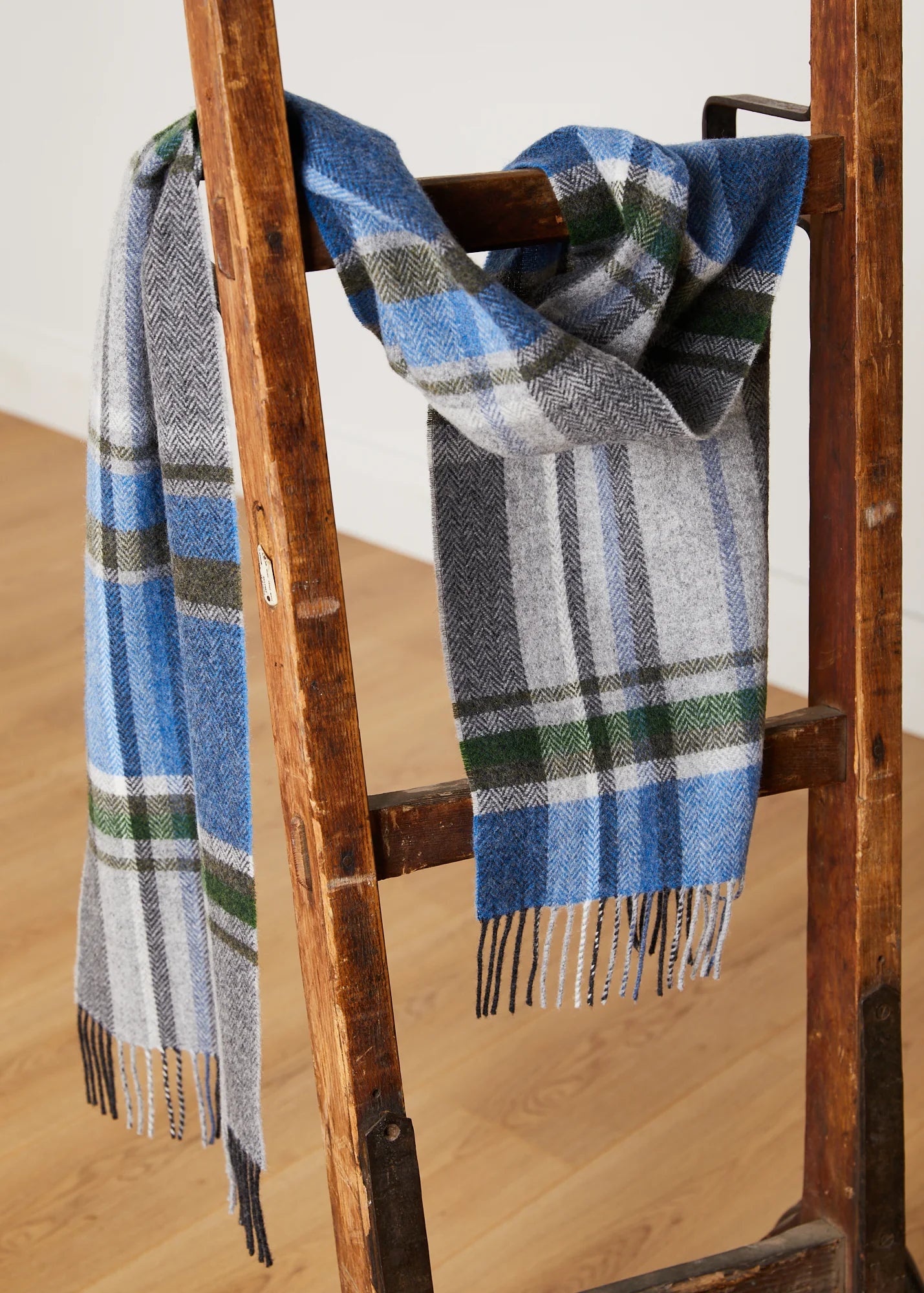 Foxford Lambswool Scarf | Blue Grey