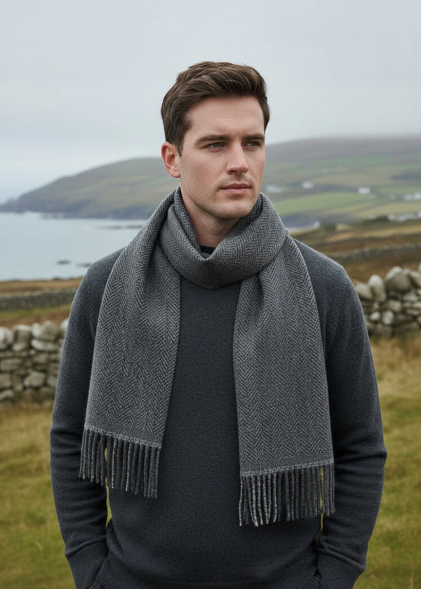 Foxford Lambswool Scarf | Graphite