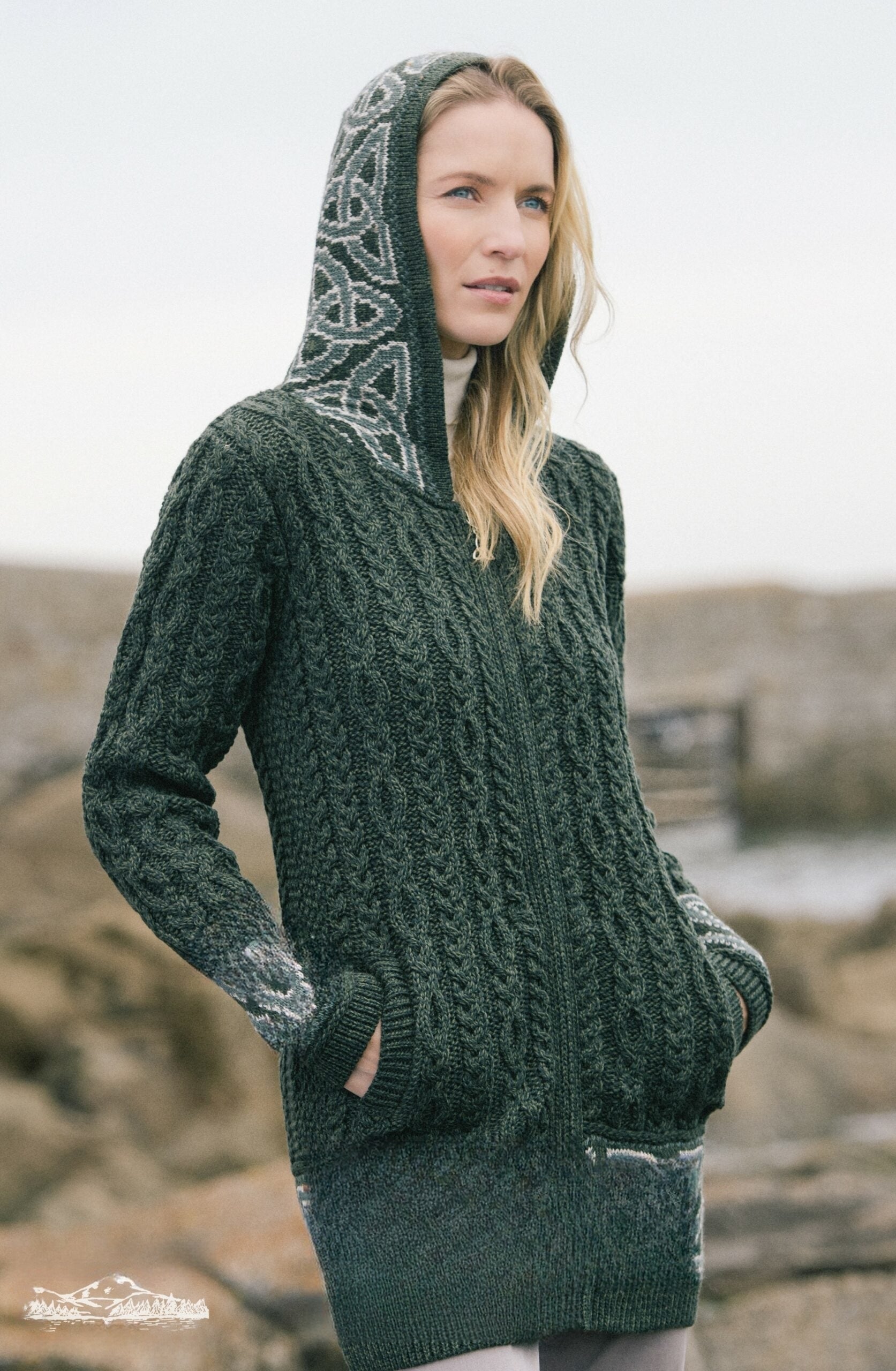 Aran Women's Jacquard Hooded Cardigan | Green