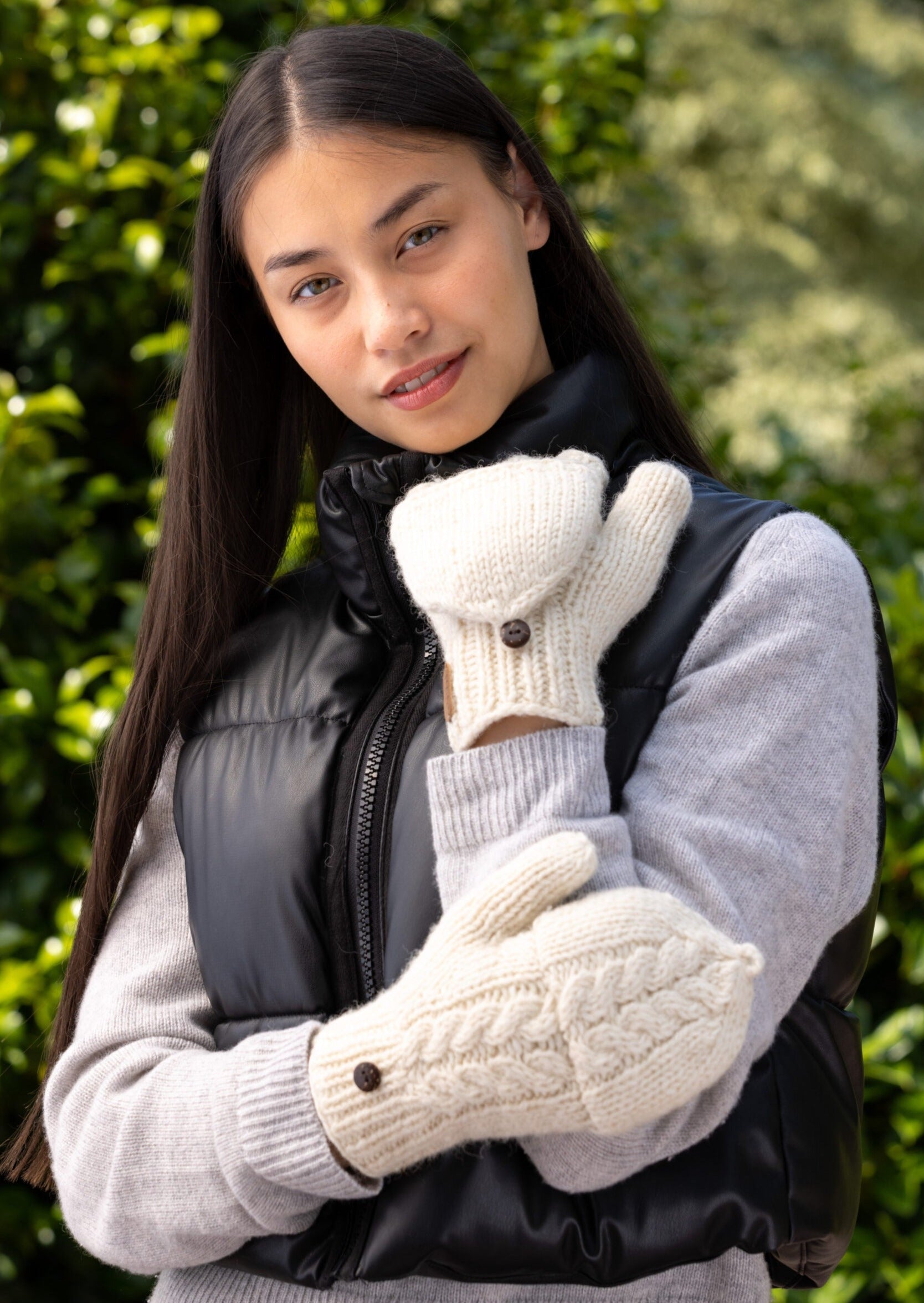 Aran Cable Hunter Gloves - Natural