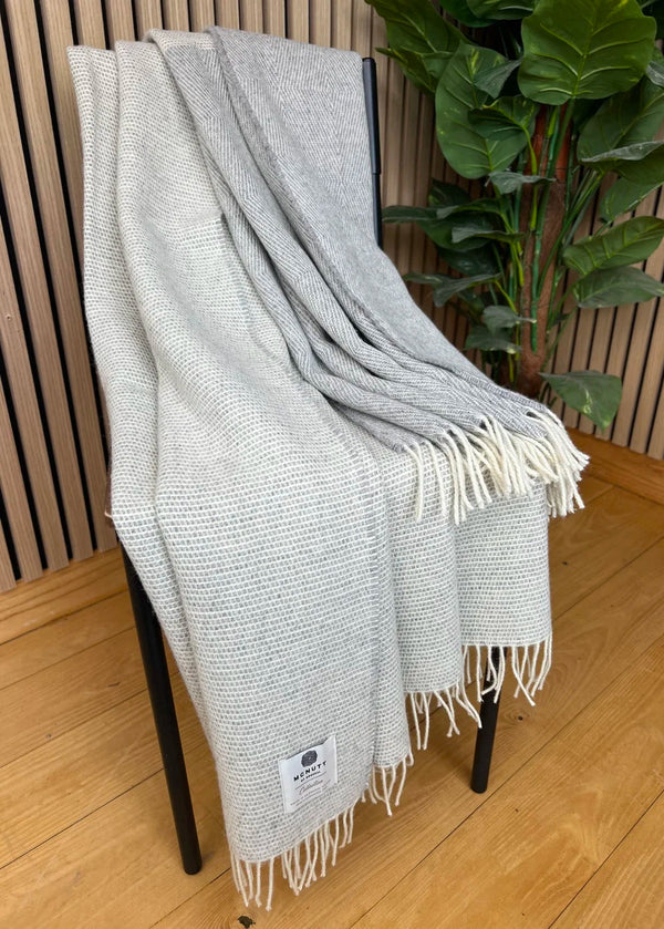 Mcnutt Pure Wool Throw | Chicago