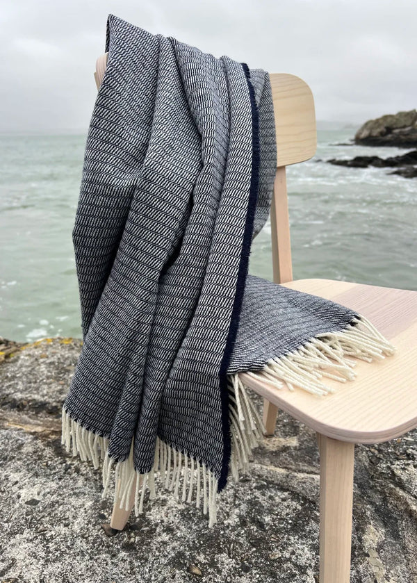 McNutt Supersoft Merino Lambswool Throw | Navy