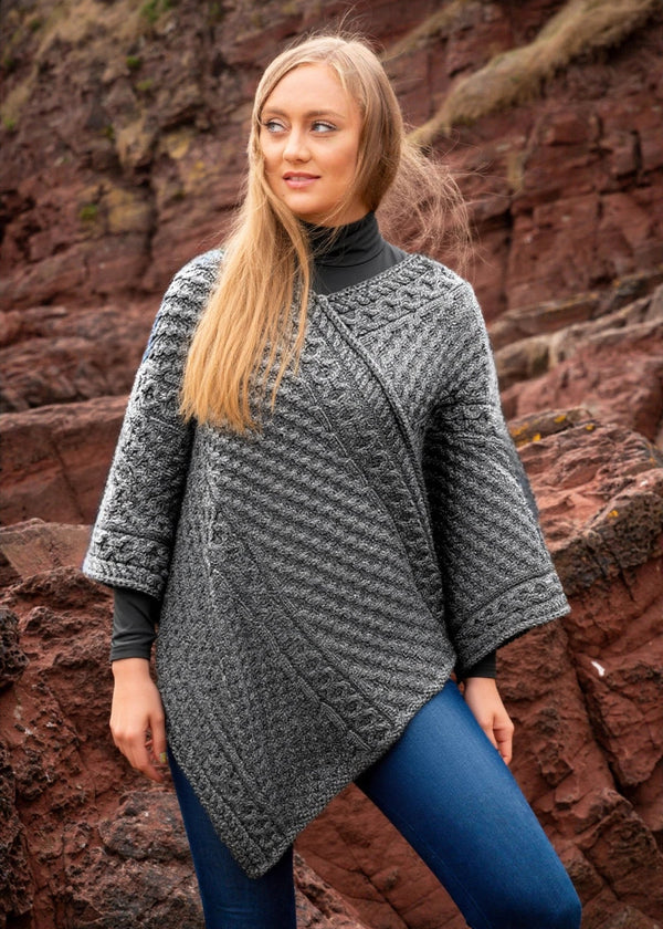 Aran Merino Wool V Poncho | Slate