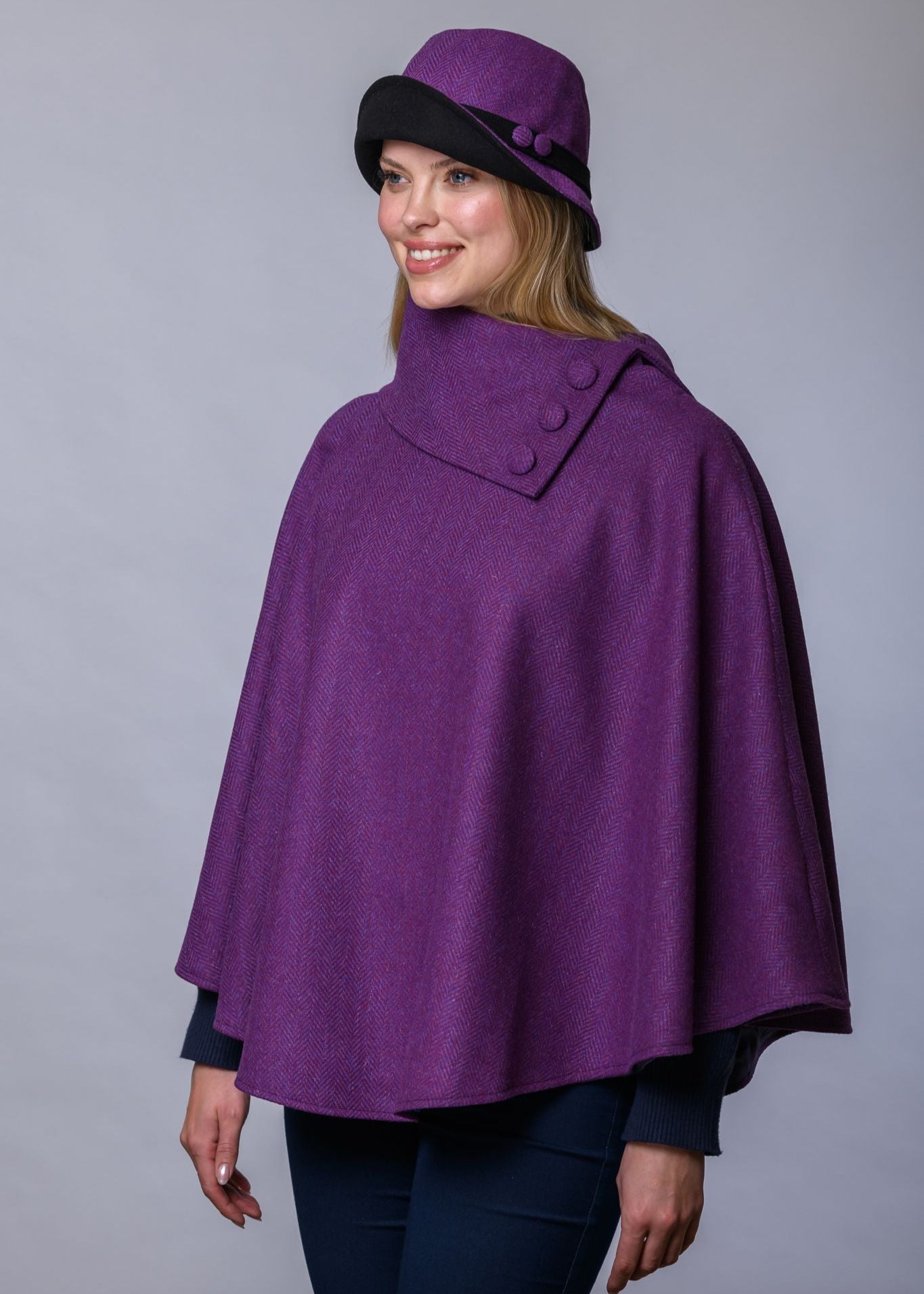 Mucros Poncho | Purple