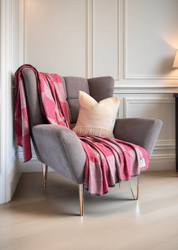 Mcnutt Cashmere Merino Throw Roisin