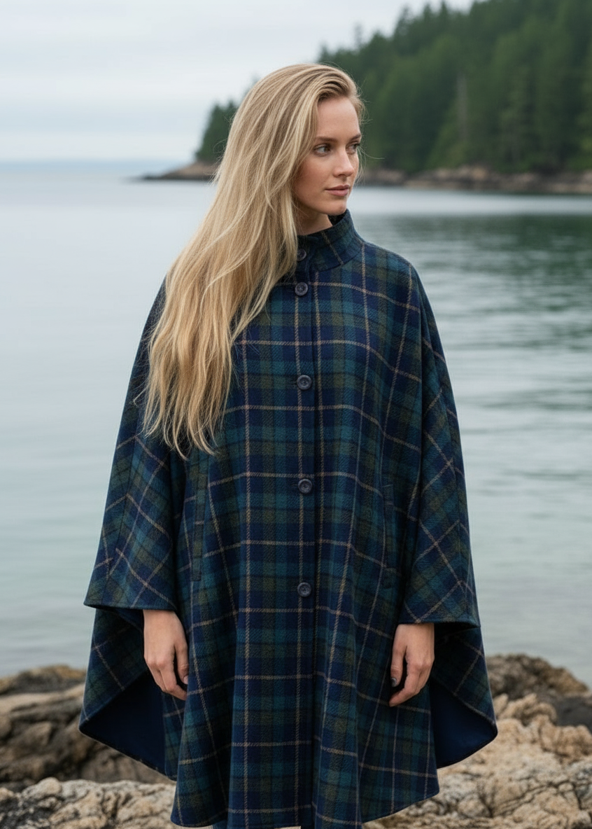 Mucros Dunloe Cape | Navy Green Check