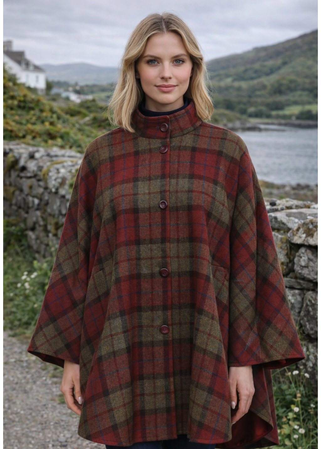 Mucros Dunloe Cape | Red Check