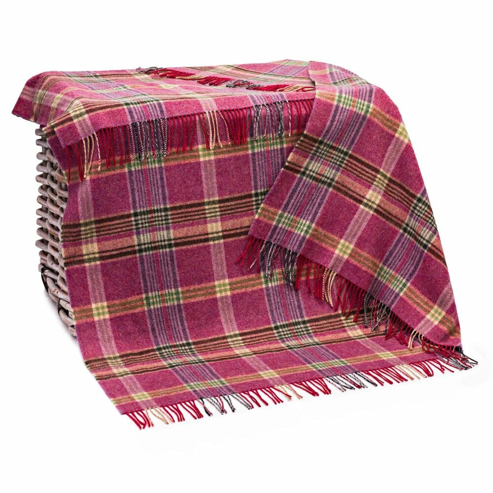 John Hanly Large Lambswool Throw Pink Lilac