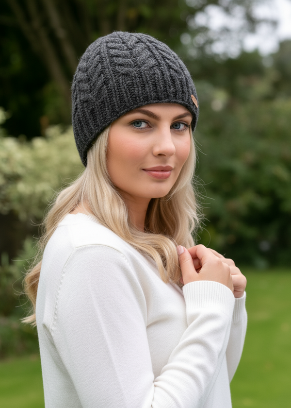 Erin Aran Cable Pullon Hat | Charcoal