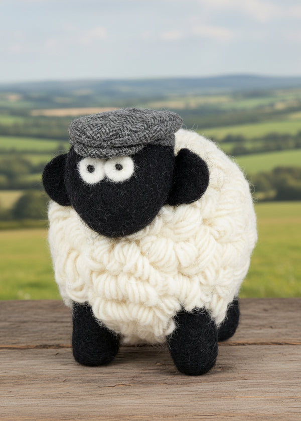 Erin Knitwear Knitted Sheep | Charcoal Flat Cap - Large