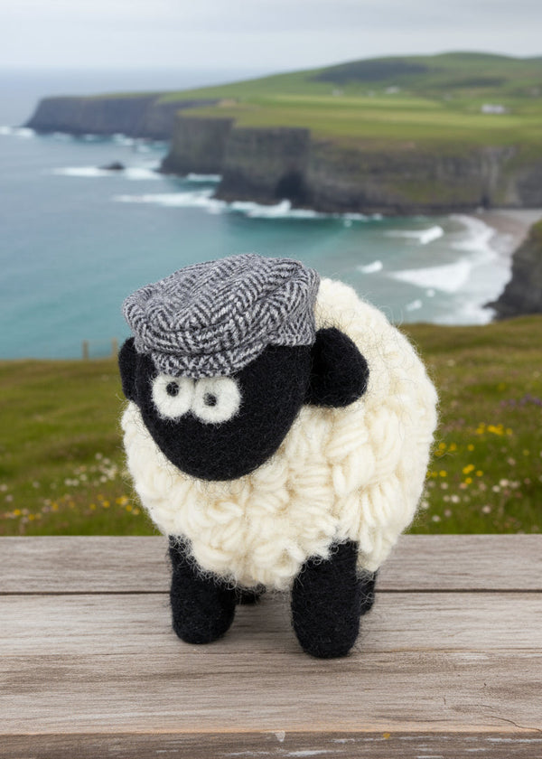 Erin Knitwear Knitted Sheep | Charcoal Flat Cap - Medium