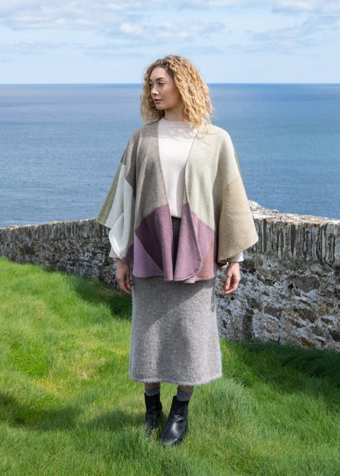 John Hanly Lambswool Cape | Heather Moss Beige Block