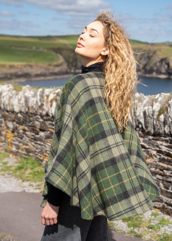 John Hanly Lambswool Cape | Green Mustard Check