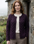 Damen-Strickjacke mit Aran-Zopfmuster | Dunkelviolett – Sonderangebot