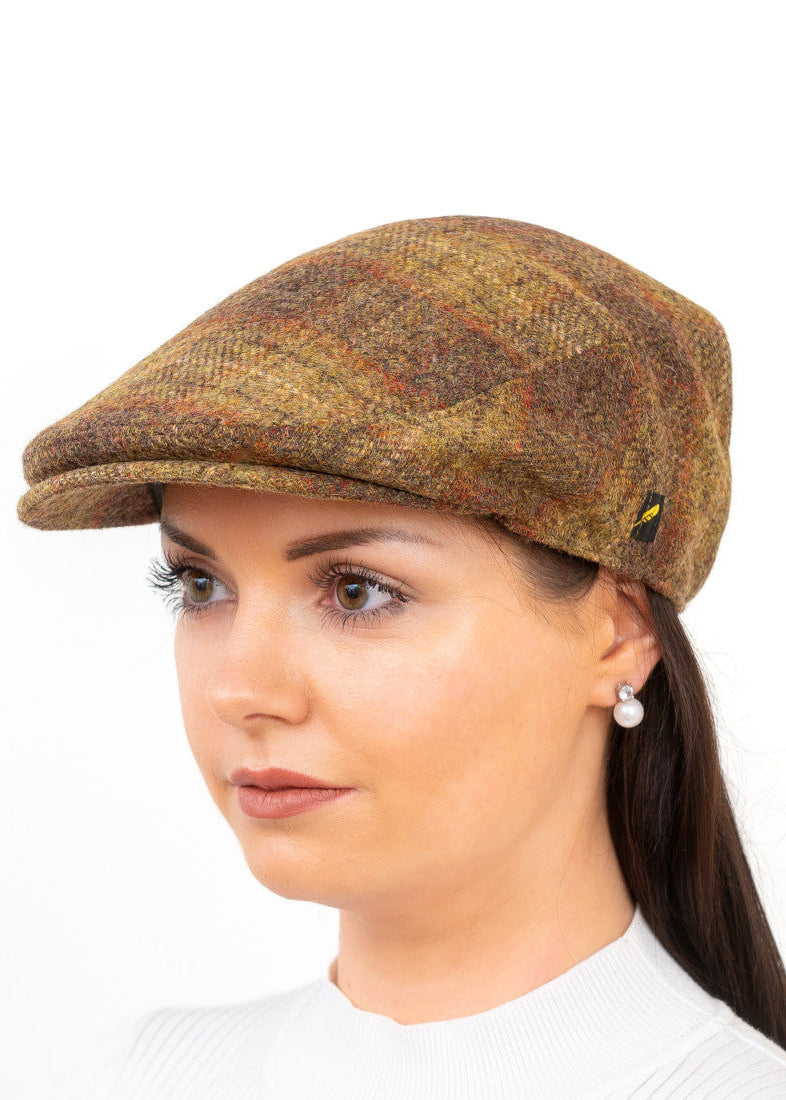 Pure Wool Aran Cap in Rustic Navy | Traditional Irish Craftsmanship