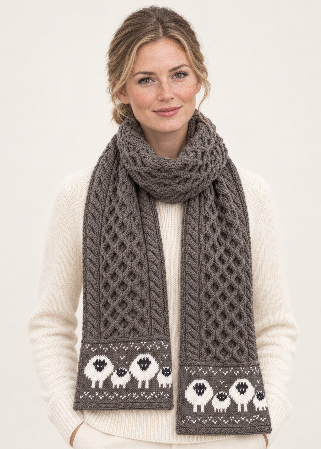 Merino Wool Sheep Aran Scarf | Brown