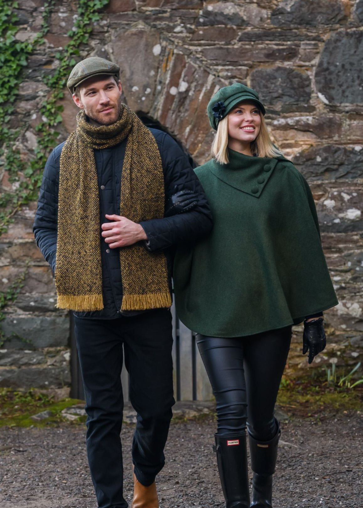 Mucros Poncho | Green